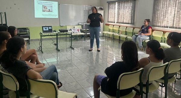 Espirito Santo do Turvo conscientiza sobre gravidez na adolecência