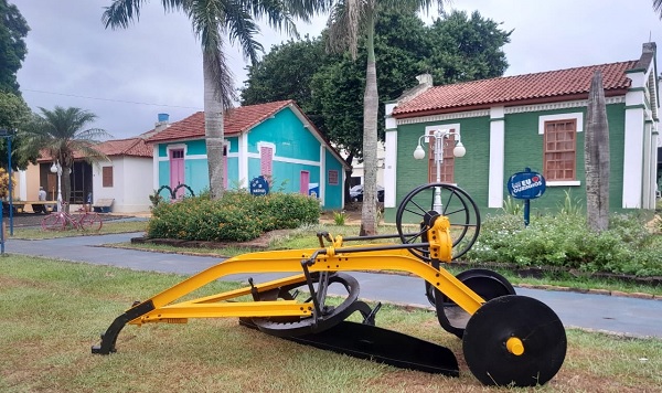 Peça dos anos 1900 em exposição no Centro Histórico Ferroviário de Ourinhos